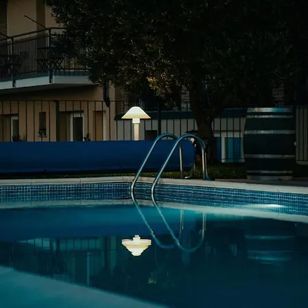 Casa Gavarino Apartamento Treiso